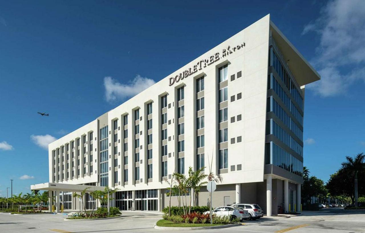 Hotel Doubletree By Hilton Miami Doral Zewnętrze zdjęcie